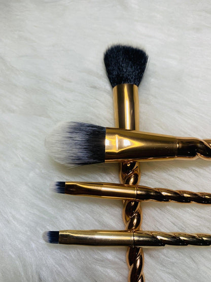 4 Piece Golden Metal Makeup Brush Set - Vegan Friendly & Ultra-Soft - Zari Villas